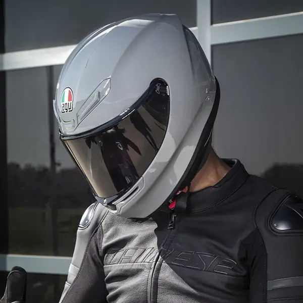 High-quality motorcycle helmets for maximum protection